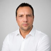 Levente K.